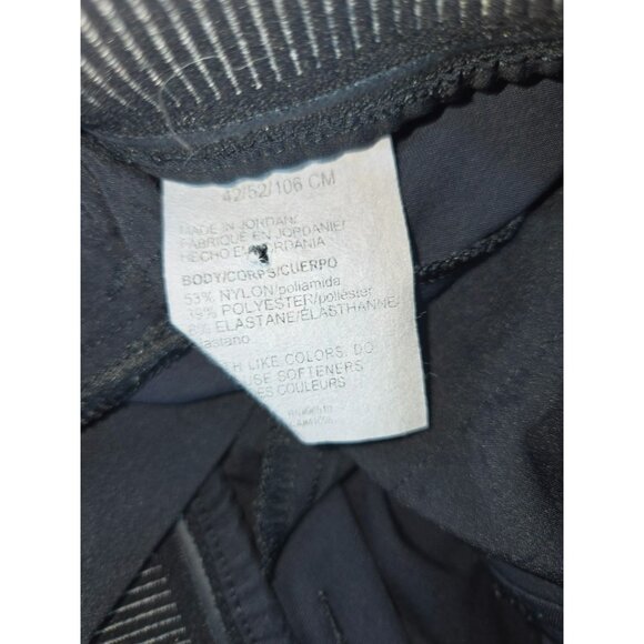 Under Armour Mens Black Golf Shorts 42 Nylon Blend - Picture 4 of 7